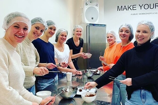 1.5h Belgian Chocolate Workshop in Brussels (bean to bar) - Tempering on marble and making mendiants, truffles, and a personalized bar