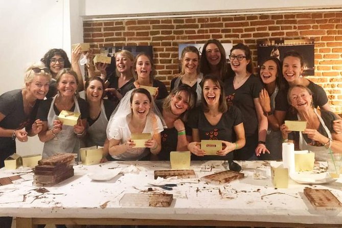 2.5h Belgian Chocolate Pralines Workshop in Brussels - The take-home box: 30+ chocolates that beat most souvenirs