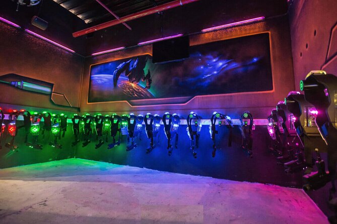 Amasing 2 Laser Tag Games in Brussels (40mn) - Between Rounds: Arcade Games, Lockers, and the Lounge Vibe