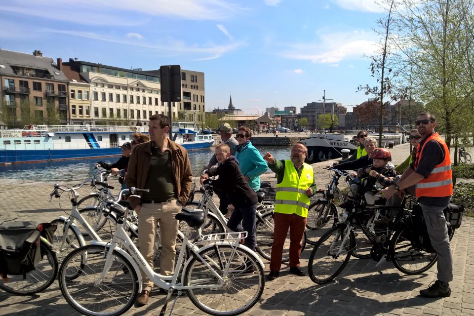 Antwerp: City Highlights Guided Bike Tour - Key things you’ll notice on this Antwerp by Bike tour