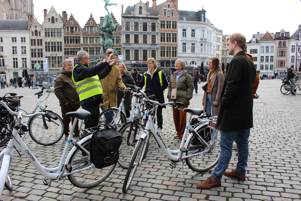 Antwerp: City Highlights Guided Bike Tour - English vs Dutch: what happens if you don’t match the tour language