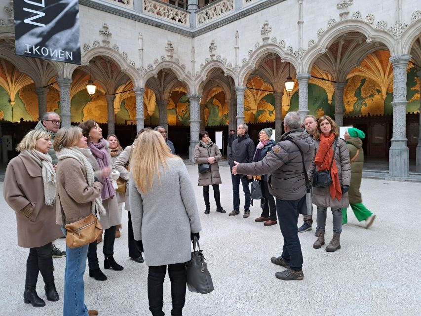 Antwerp: City Highlights Walking Tour - Vleeshuis and Vlaeykensgang: from food history to alley mood