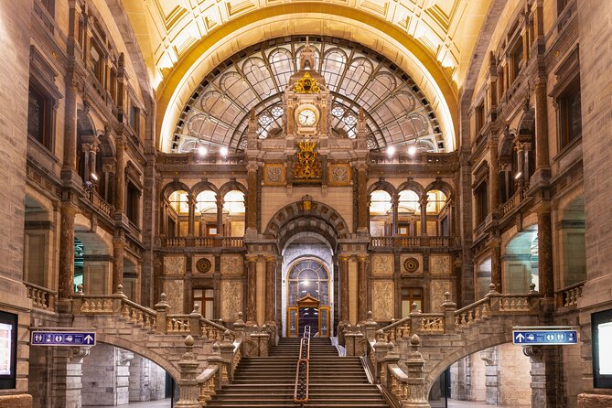 Antwerp: City Walk with Audio Guide in 7 Languages on your Phone - Chocolate, cocoa, and the Brabo Fountain: Antwerp’s surprising side