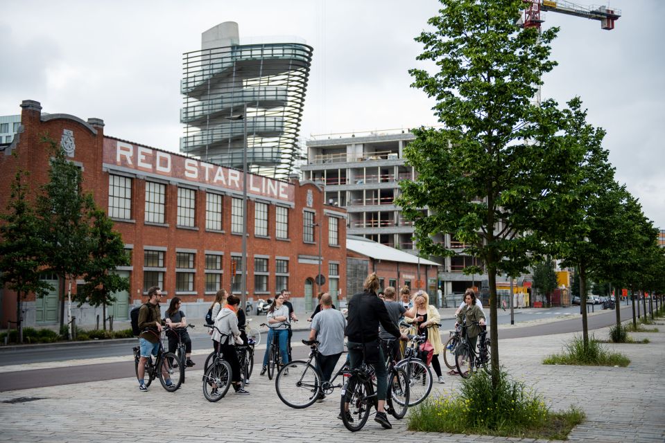 Antwerp: Guided Bike Tour - Museum aan de Stroom: a modern anchor on the river side