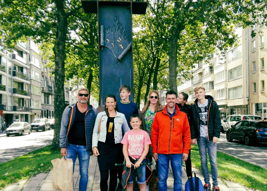 Antwerp: Jewish Neighbourhood Guided Walking Tour - Kosher, Sabbath, and the mezuzah: customs you can actually picture
