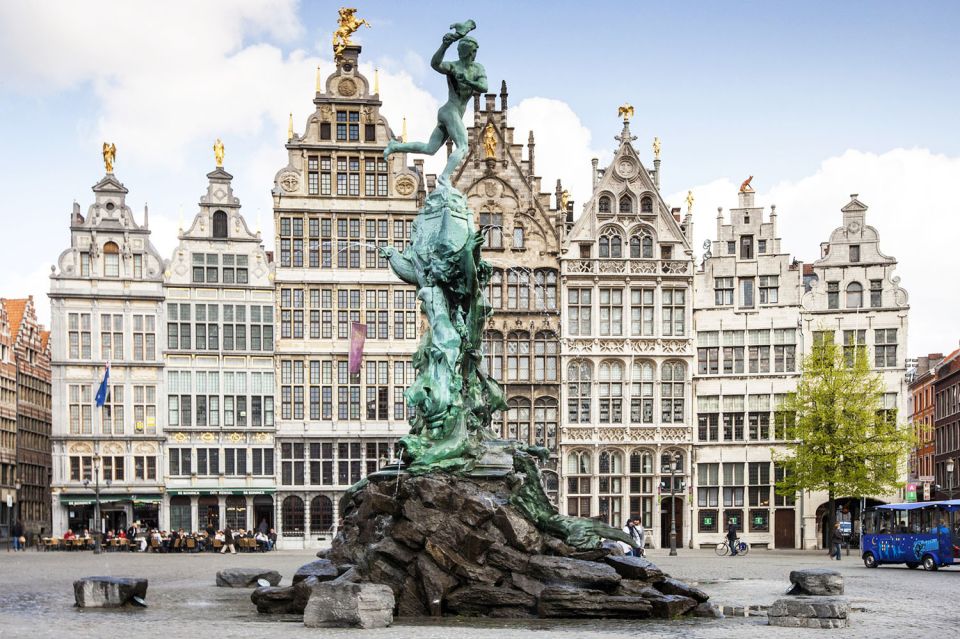 Antwerp: Private Historical Highlights Walking Tour - Price and value for a private group of up to 2