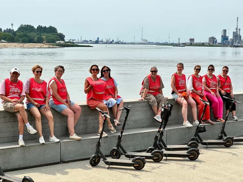 Antwerp: The Big Five City Highlights E-kickscooter Tour - Antwerp’s Diamond District: a famous zone you can actually picture