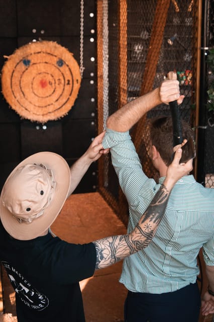AXE THROWING EXPERIENCE IN ANTWERP - Your 60 Minutes: From Safety Briefing to Trick Shots