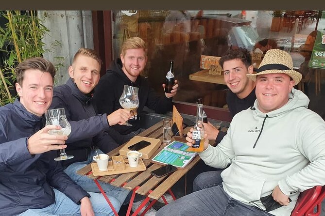 Beer Tasting and Scavenger Hunt in Brussels – About 3 Hours - Stop 2: Manneken Pis in 5 minutes, plus how to make it count