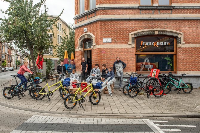 Bicycle tour in historic Ghent - The guide experience: what you get from Tim