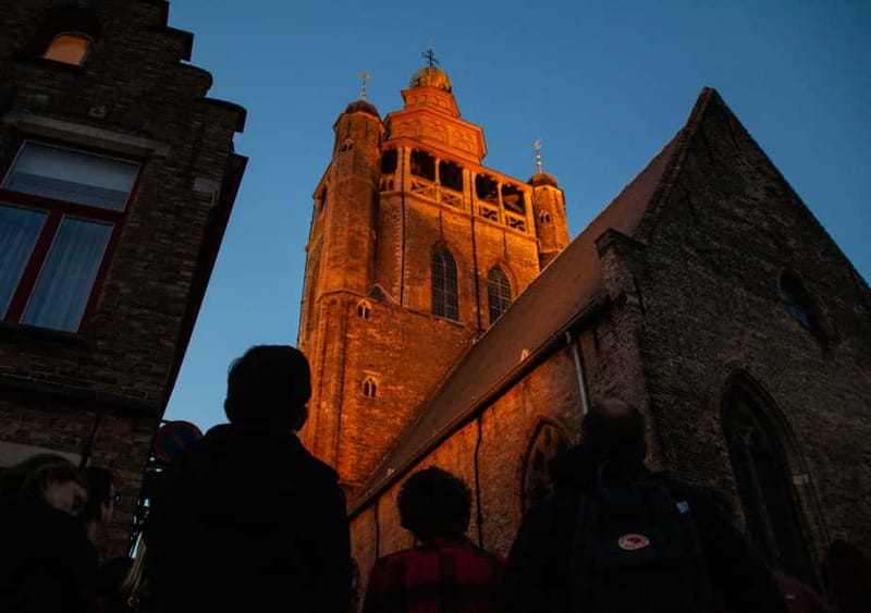 Bruges: 1.5-Hour Dark Side of Bruges Private Tour - Where you meet and how you’ll find your guide