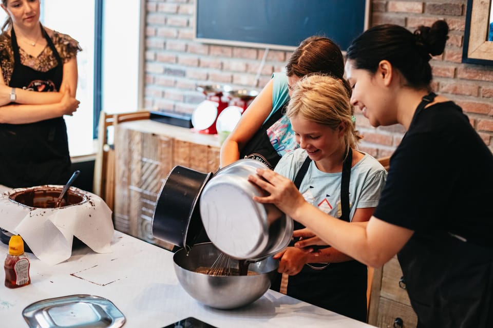 Bruges: Belgian Praline and Mendiants Chocolate Workshop - Creating 30+ Chocolates: The Take-Home Box Factor