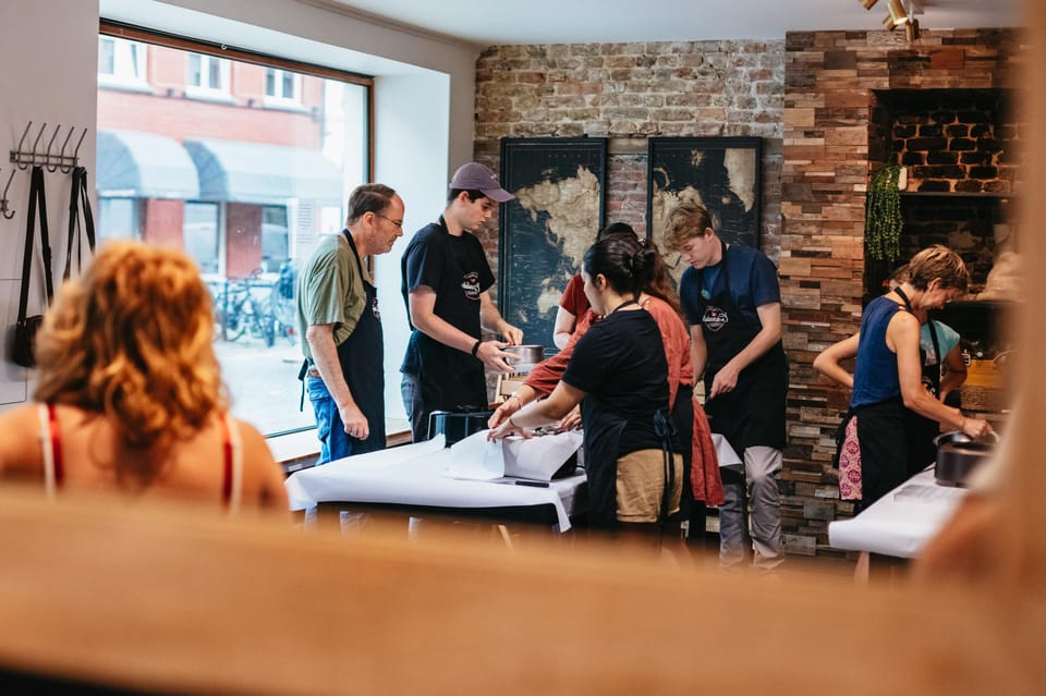 Bruges: Belgian Praline and Mendiants Chocolate Workshop - Instructor Style and Group Energy