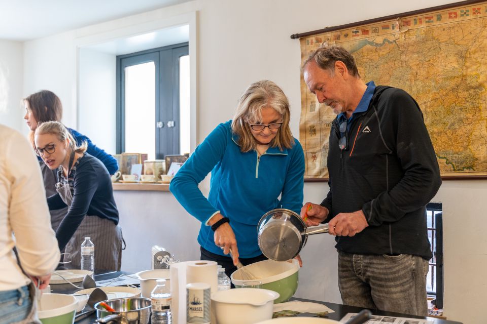 Bruges: Belgian Waffle-Making Workshop with Beer Tasting - Getting the Most Out of the 90 Minutes