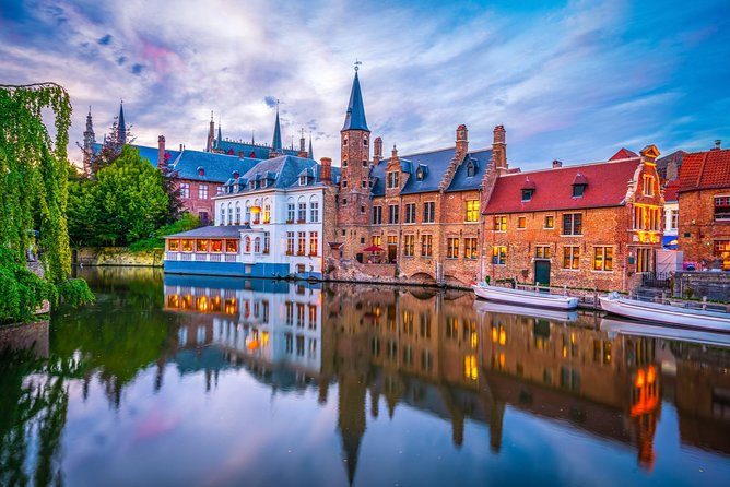 Bruges bus tour from Brussels - Gruuthusemuseum: power, family, and the city’s 17th–18th century angle