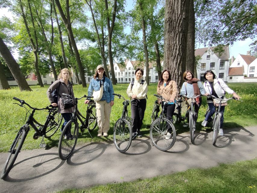 Bruges by bike with family and friends! - Old Harbor Vibes and Houseboats Along the Water
