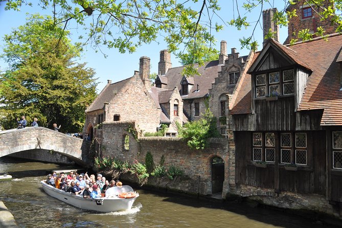 Bruges by bike with friends and family! - Stop 2: Gruuthusemuseum Palace Energy (and What You Pay For)
