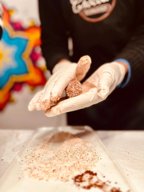 Bruges: Chocolate Truffle Making Class - Chocolate Truffle Making in Bruges: What You Actually Do