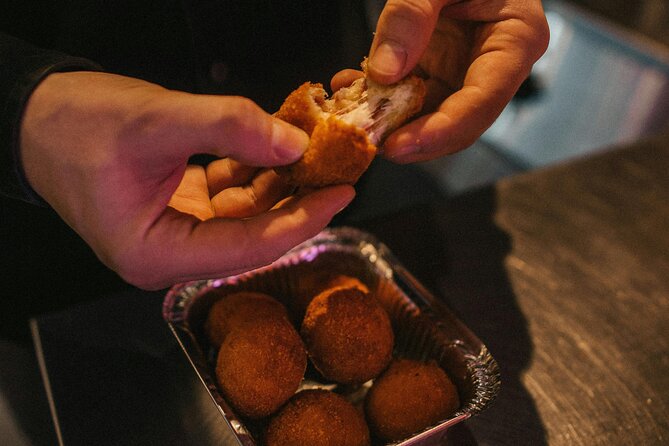 Bruges Food Tour with Full Meal & Drinks by Do Eat Better - A 3.5-Hour Bruges Food Route that Feels Like a Real Meal