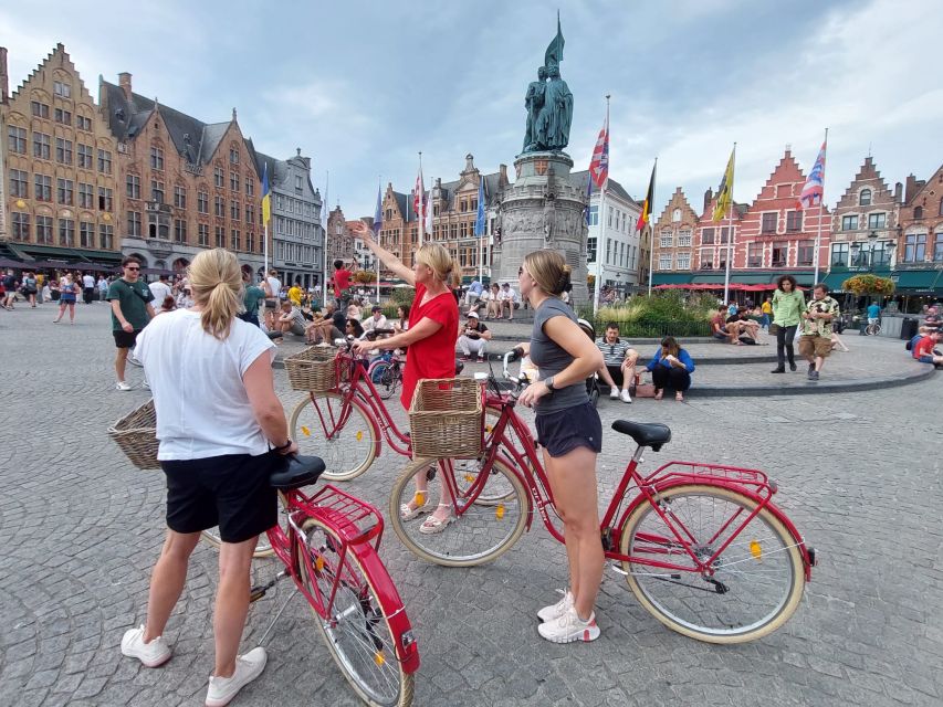 Bruges: Guided Retro Bike Tour of Highlights and Hidden Gems - Hidden corners: Chocolate Line, local chapels, and Stairway To Heaven