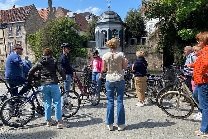 Bruges, Guided Retro Biketour: Highlights and Hidden Gems - Where You Meet and What to Expect at Start Time