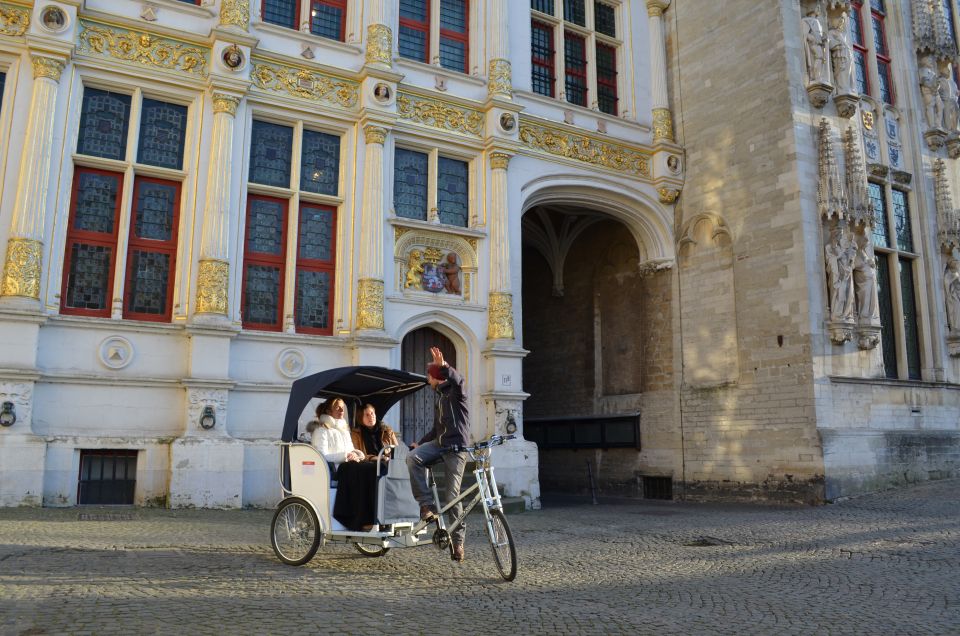 Bruges: Guided Rickshaw Tour - Comfort and small-group logistics: up to 3 people means more conversation