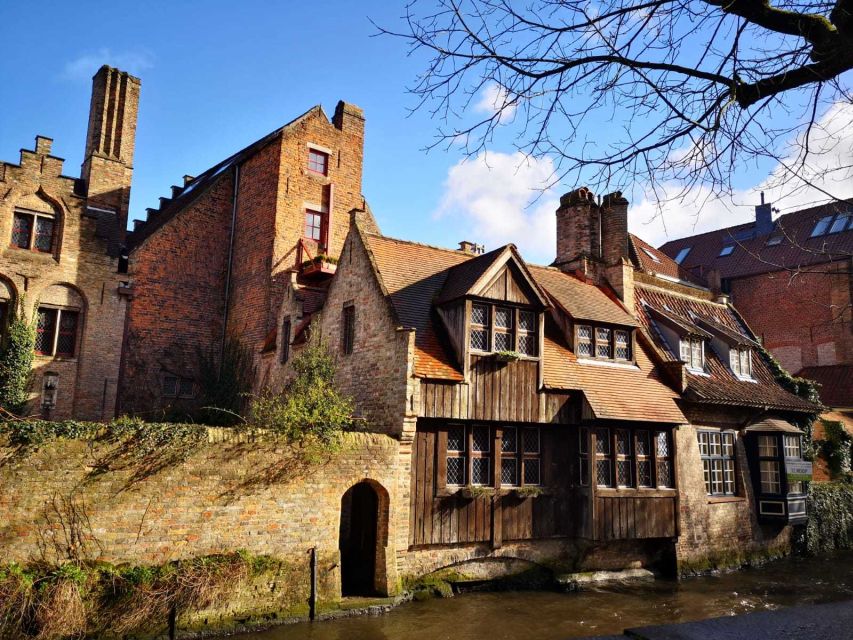 Bruges: Guided Walking Tour - Gruuthuse Palace area: where style meets local influence