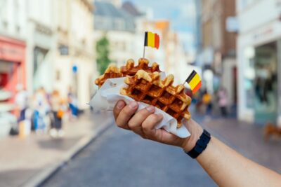 Bruges: Private Food Tour – 10 Tastings with Locals - Getting to the start point: where you meet and what to wear