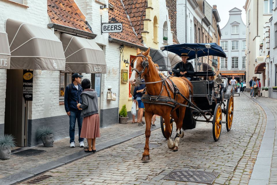 Bruges: Private Tour with Locals – Highlights & Hidden Gems - The Included Local Drink/Tasting: A Small Break With Real Value