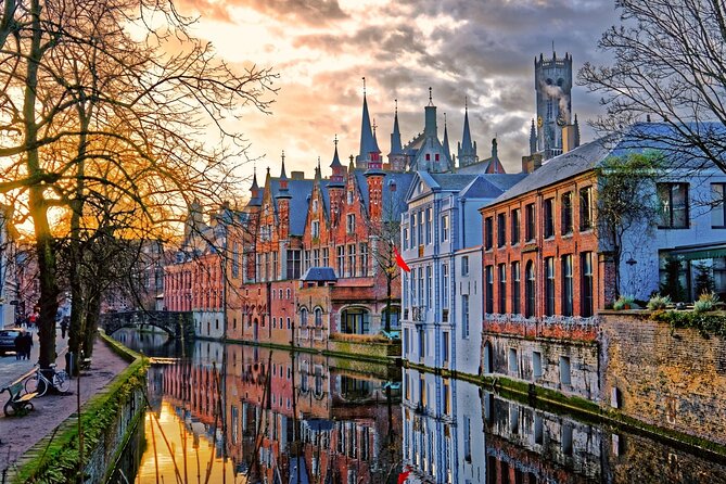 Bruges Scavenger Hunt and Highlights Self Guided Audio Tour - Your Stops in Bruges: What You’ll See and What to Watch For