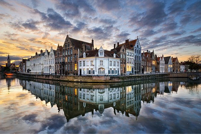 Bruges Walking Tour - Chocolalino and the art of tasting chocolate (not just eating it)