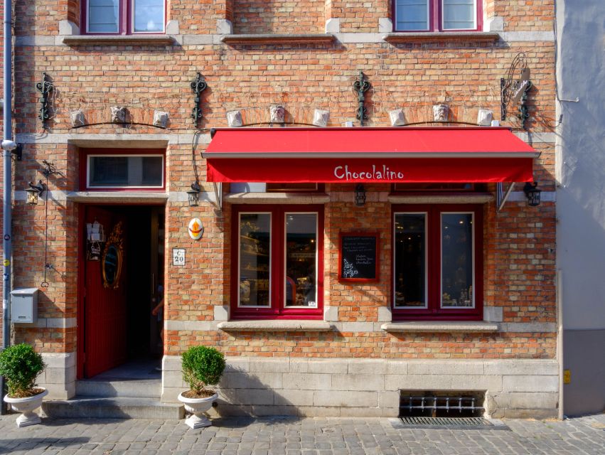Bruges: Walking Tour, Canal Boat Trip w/Beer Tasting Option - Meeting Points in Bruges: Start Where You’re Told
