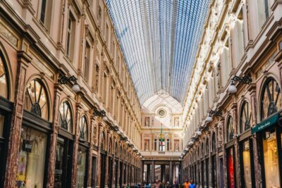 Brussels 3-Hour Guided Art Nouveau Tour - Meeting at Grand-Place: find the white umbrella