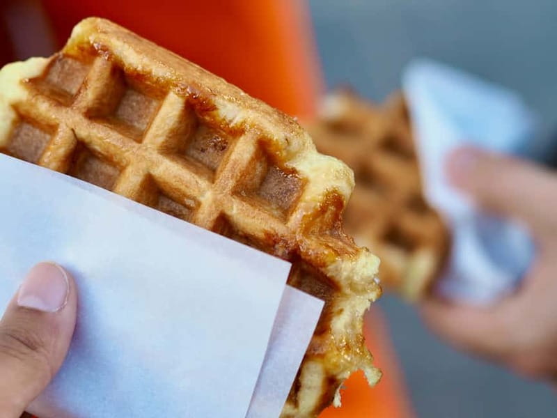 Brussels: City Center Guided Food Tour with Tastings - Key things you’ll notice on this Brussels food walk