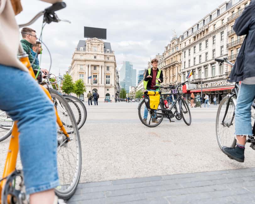 Brussels: City Highlights and Hidden Gems Bike Tour - The Coffee Or Bar Stop: Where The Tour Becomes Social
