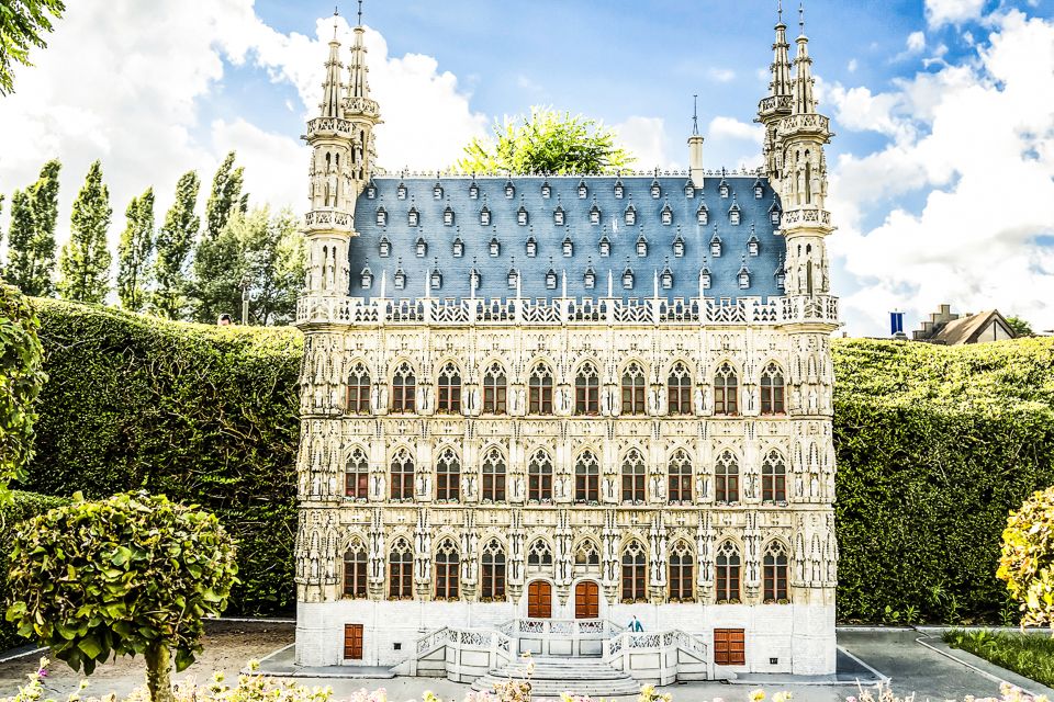 Brussels: Entry Ticket to Mini-Europe - The Guidebook and On-Site Detail: How to Get More Out of Less Time
