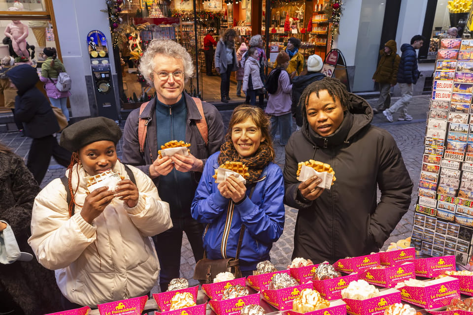 Brussels Food Tour: Main Dish, Beer, Waffle & Chocolate - Waffle debate: Brussels-style, Liège-style, and the reason it matters