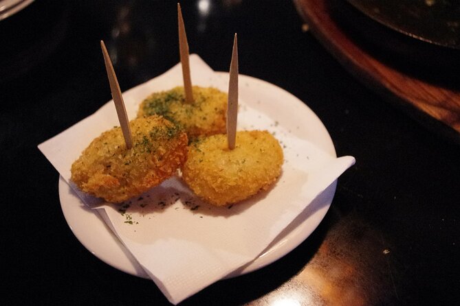 Brussels Food Tour with Full Meal & Drinks by Do Eat Better - Sablon stop: boulettes à la gueuze with Belgian fries