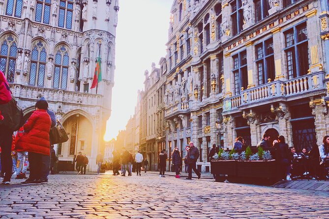 Brussels Highlights Walking and Bus Tour w/ Waffle - A first-timer loop that actually helps you navigate Brussels