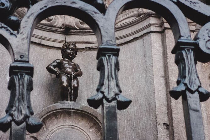 Brussels Highlights Walking and Bus Tour w/ Waffle - Jubelpark and the Sablon antiques: where Brussels shows its personality