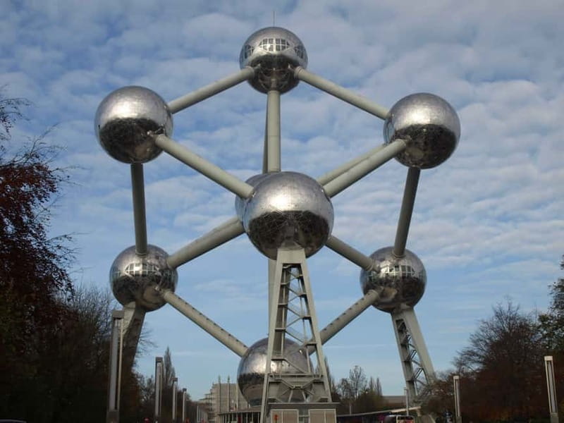 Brussels Highlights: Walking & Bus Tour with Waffle Tasting - Atomium from the outside: futuristic photos, no ticket required