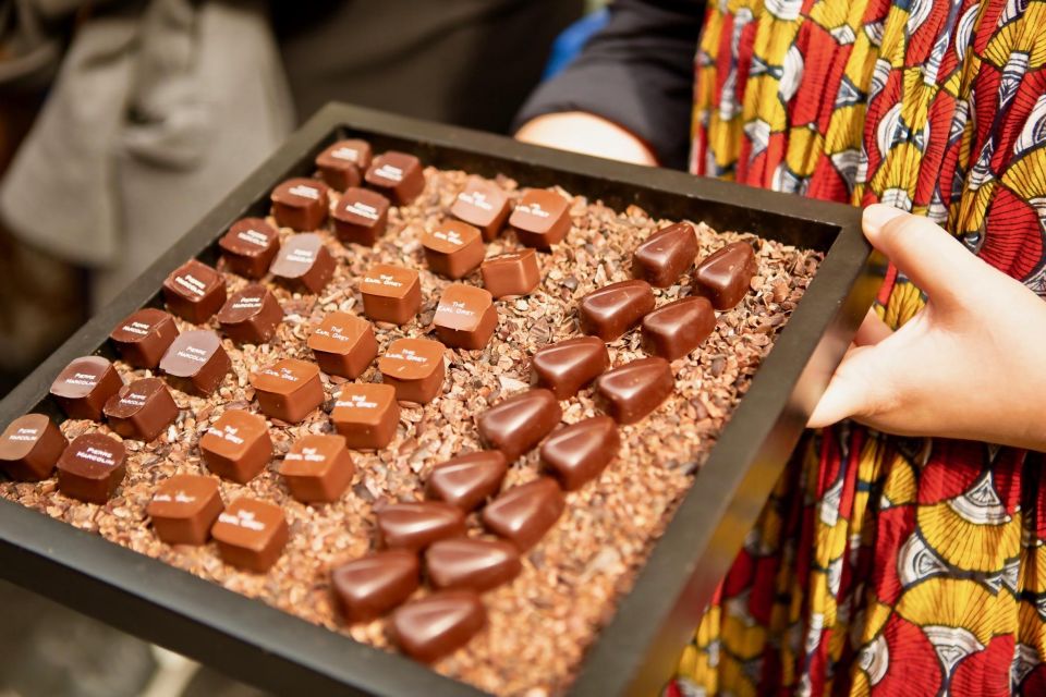 Brussels: Hungry Mary's Famous Beer and Chocolate Tour - Royal Galleries, Grand Place, and Manneken Pis—history without the lecture