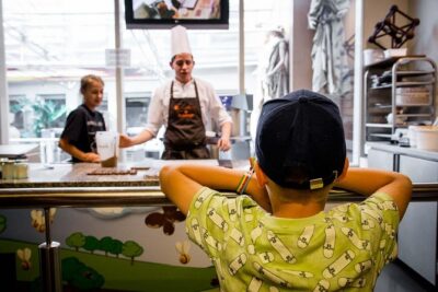 Choco-Story: The Chocolate Museum in Bruges - Audio Guide Reality Check: Tap-Based Self-Guiding