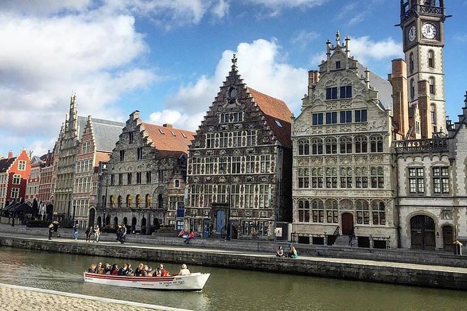 Discover authentic Ghent with historian & taste the best chocolate - Hoogpoort and the 13th-century feel: reading old stone without a headache