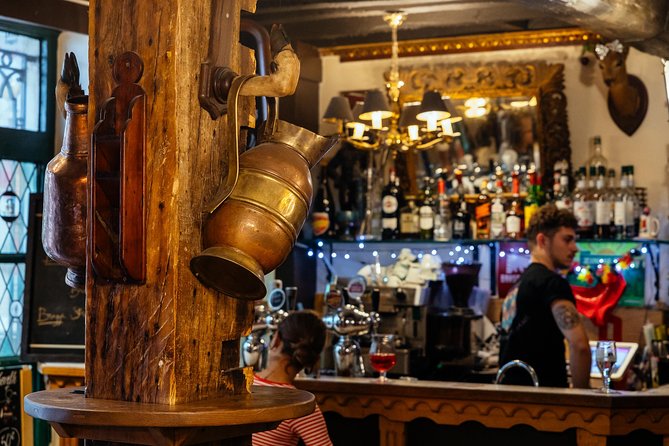 Drinks & Bites in Brussels Private Tour - Price and logistics: when $115.66 feels fair