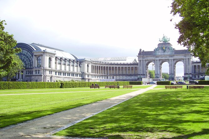 e-Scavenger hunt Brussels: Explore the city at your own pace - Logistics that matter: smartphone, data, and navigation sanity