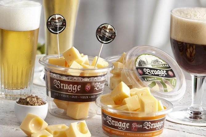 Food tasting & Historical walk - Bruges in 2.5 Hours: The Feel of This Food and History Walk