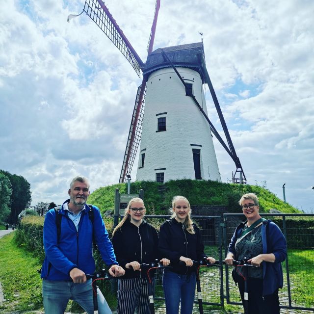 From Bruges to Damme: Private Electric Scooter tour - Damme highlights: Market Square and the buildings you will actually remember