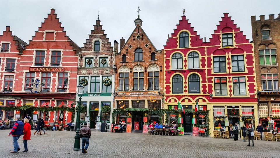 From Brussels: Bruges and Ghent Full-Day Trip by Train - Bruges first: canals, Beguinage, and the sights that define the city