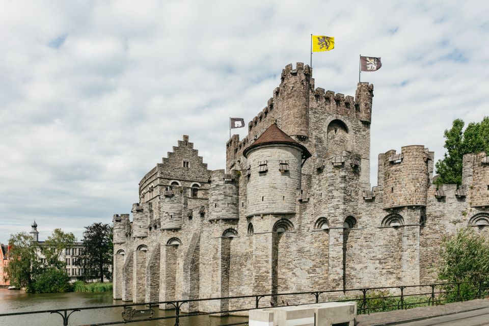 From Brussels: Guided Day Trip to Bruges and Ghent - Bruges free time: lunch, chocolate, and how to spend 1.5 hours without stress